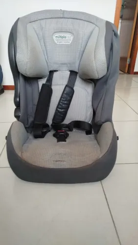 Cadeirinha de Criança para Carro Preta