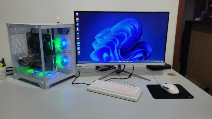 PC Gamer Completo White Setup - RTX 3060 12GB + Monitor 27" 240Hz + Periféricos
