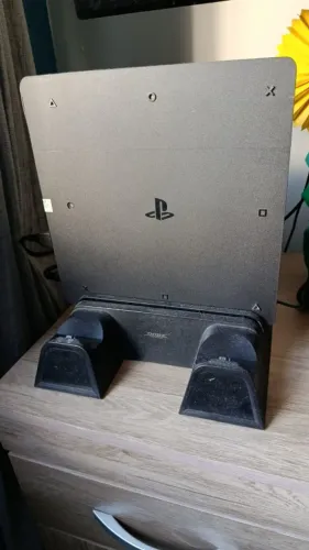 PS4 Slim 500GB + 3 Controles Originais + Jogos | Excelente Estado