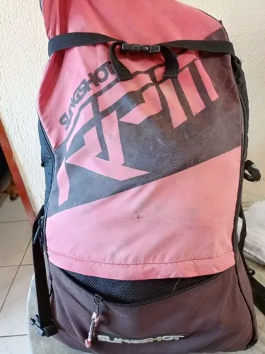 Vendo esse kite surf tamanho 09 ou negócio em caiaque de pesca