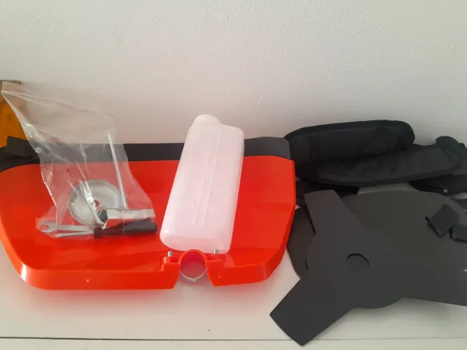 Rocadeira sthil FS 351 no plástico baixei pra vender