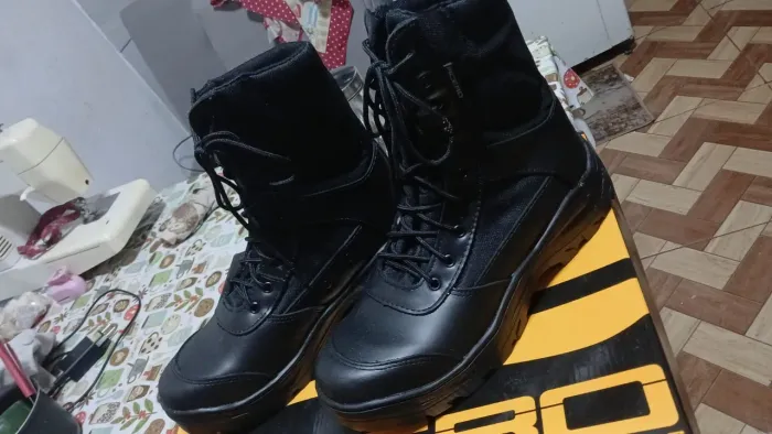 Coturno militar