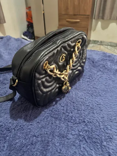 Bolsa da carmem Steffens troco por jóia em ouro