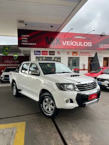 Toyota Hilux CD SRV D4-d 4X4 3.0 TDI Diesel AUT 2015