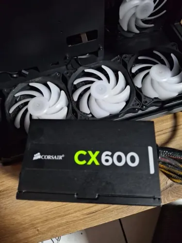 fonte corsair 600w