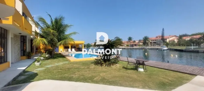 Ogiva - Frente Canal Itajuru, com lazer no condomínio