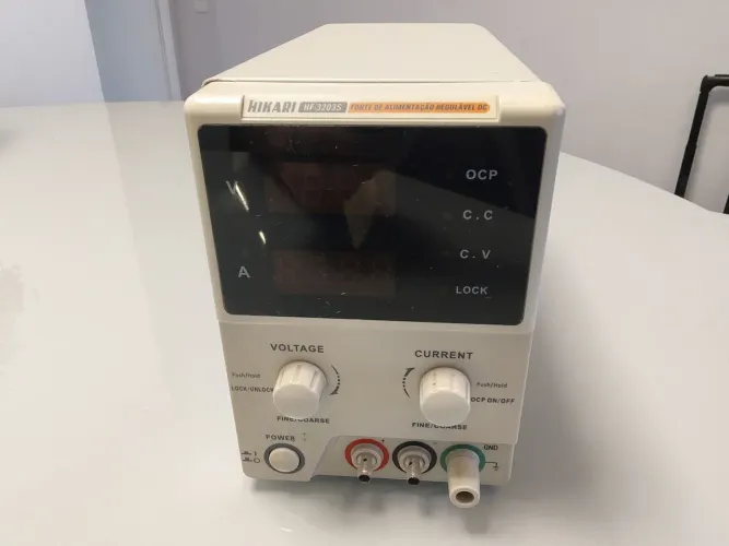 Fonte de Alimentação Digital Hikari HF-3203S Bivolt - Excelente Estado