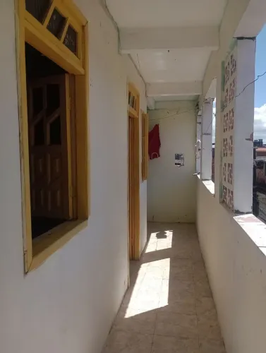 Aluguel R$ 400 + Água e Luz