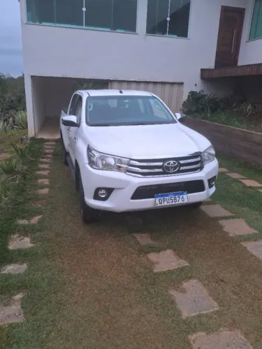 Toyota Hilux CD 4X4 2.8 Diesel Mec. 2019