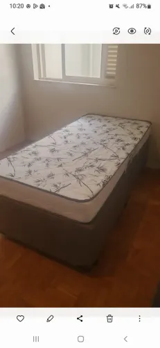 Cama de solteiro baú