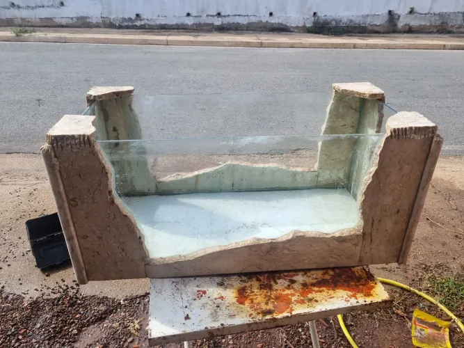 Aquário para peixe revestido em mármore 97 ltrs