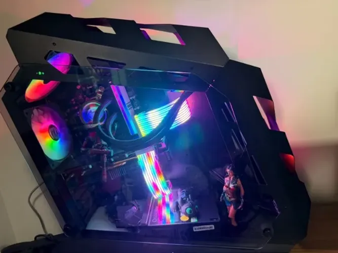PC GAMER - RYZEN 7 5700 - 32GB RAM - RX 5700 XT