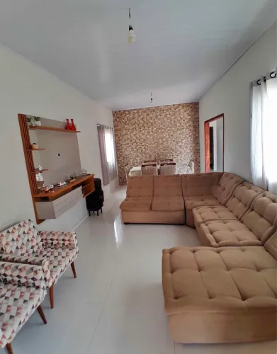 Vendo na Águas Lindas (D)