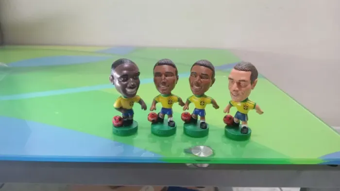 4 MINIATURAS COPA 98 LOTE APENAS 18,00