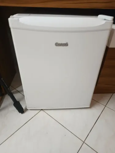 Frigobar 220v