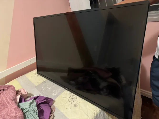 Tv AOC 43? (Para retirar peças, tela queimada)