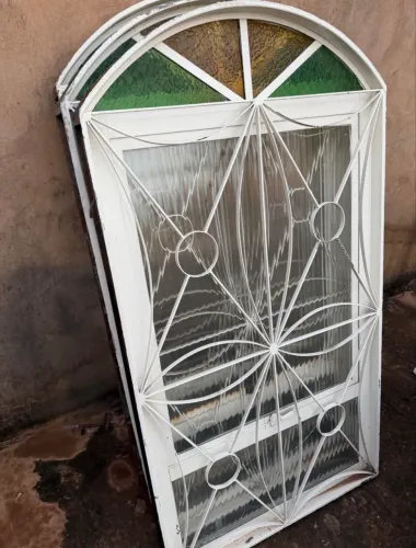 Janela de ferro retrô