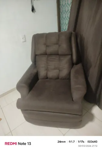 Poltrona reclinável confort