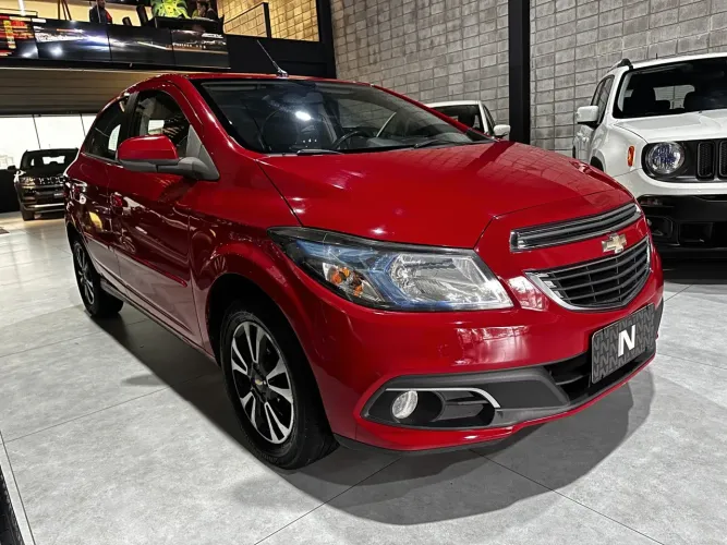 Chevrolet Onix Hatch LTZ 1.4 8V Flex Aut. 4P 2015