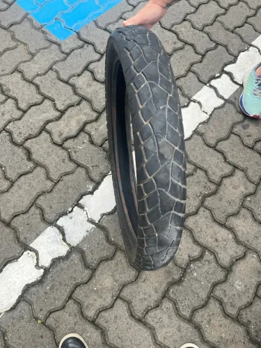 Pneu dianteiro crosser ou broz 