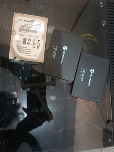 O preço é por causa do monitor/TV que ainda está pegando em perfeito estado