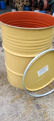 Tambor de ferro 200 litros usados tampa removível 