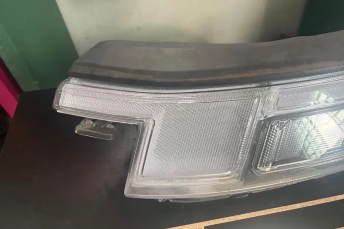 Farol esquerdo Hyundai Creta 2025 2026