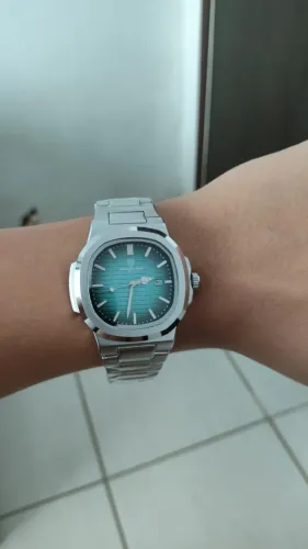 Relógio de Luxo (Fundo Tiffany) - Novo na Caixa - Aço Inox