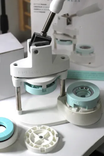 Máquina de Botton (Butron Press We R)