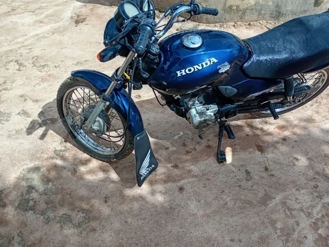 Vende ou troca em moto de menor valor