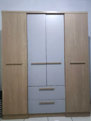 Guarda-roupas 