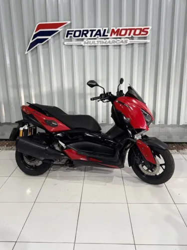 YAMAHA XMAX 250 2023
