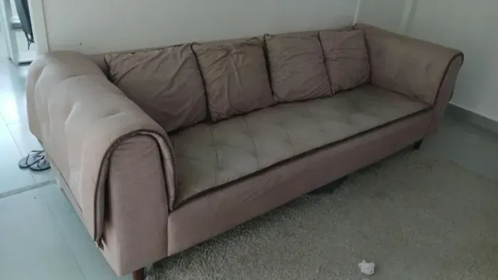 Sofá Estilo Living Amplo em Linho