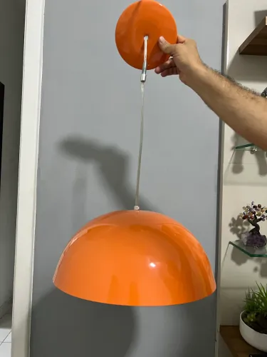 Luminária Pendente Retrô Laranja - Destaque na Decoração