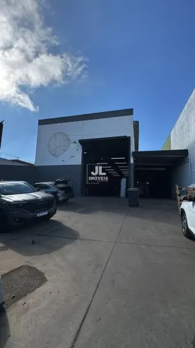 Galpão Industrial para Locação em Várzea Paulista-SP, Bairro Jardim Paulista: 1 Sala, 2 Ba