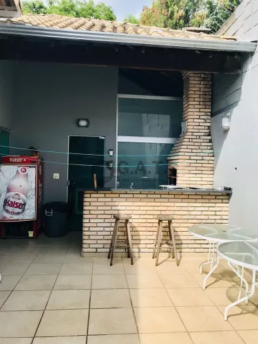 Casa em Condomínio para Locação na Vila Haro, Sorocaba-SP: 3 Quartos, 1 Suíte, 2 Salas, 2