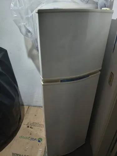 Geladeira seminovo