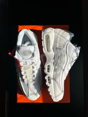 Tênis Nike Air Max 95 Novo