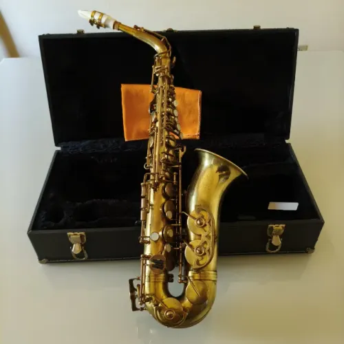 Saxofone Alto Evette Buffet Crampon Desplacado Revisado