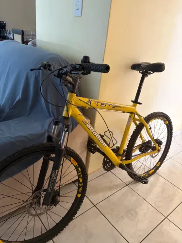 Bicicleta Canadian X-terra
