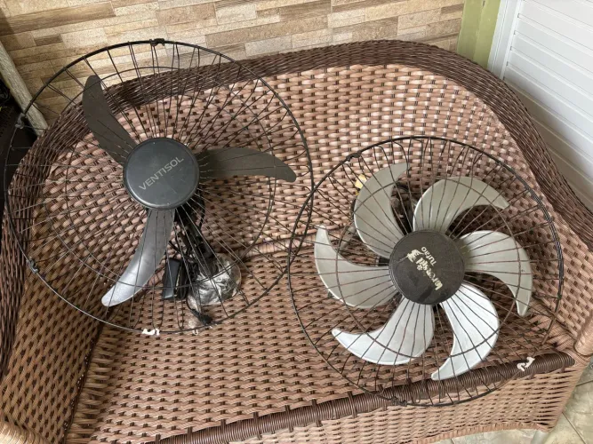 2 Ventiladores usados a venda