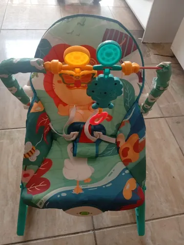 Cadeirinha de descanso para bebê
