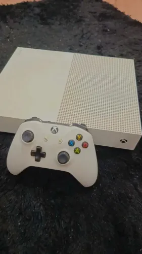 XBox one s 1TB
