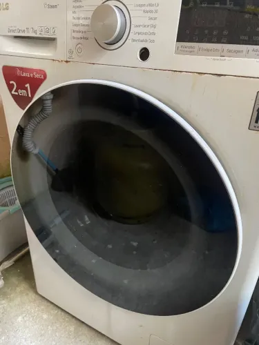 Lava e seca LG