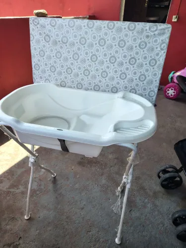 Banheira com suporte