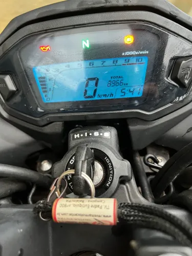 CB 500F com abs pouquíssima rodada . Excelente estado 