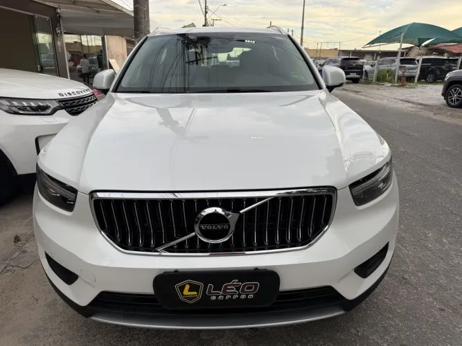 Volvo XC40 XC 40 T-5 Híbrido Momentum 1.5 262cv 2021