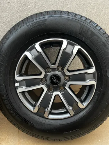 04 Rodas Aro 17 Originais (Ford Ranger 2025) + 04 Pneus Michelin 265 65 17 XLT/AS