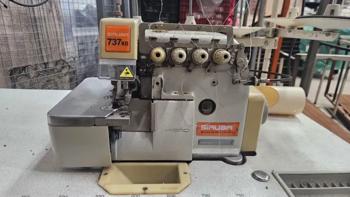Vendo maquina de costura siruba overlock 737 ponto cadeia