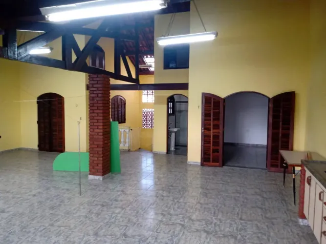 Casa para alugar na Rua Mozart, Vila Rosália, Guarulhos - SP